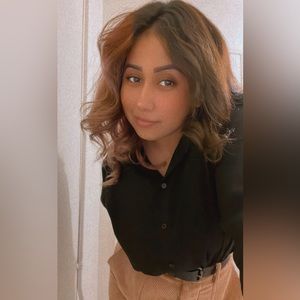 Meet your Posher, Ana